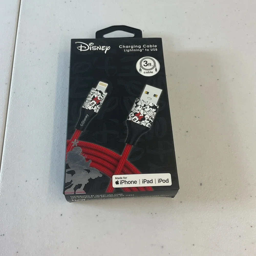 Disney Mickey Mouse  Lighting to USB -‎ 3 Foot Charging Cable iPhone Apple - NEW